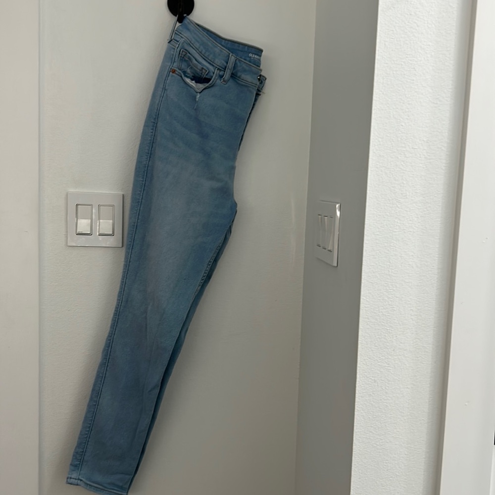 Women’s size 14 blue skinny jeans